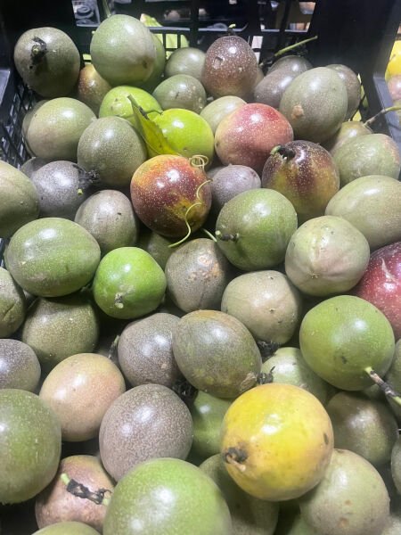 Pasiflora Çarkıfelek Meyvesi 1 Kg Meyve